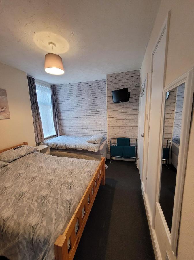 The Clevedon Bed & Breakfast Blackpool Luaran gambar
